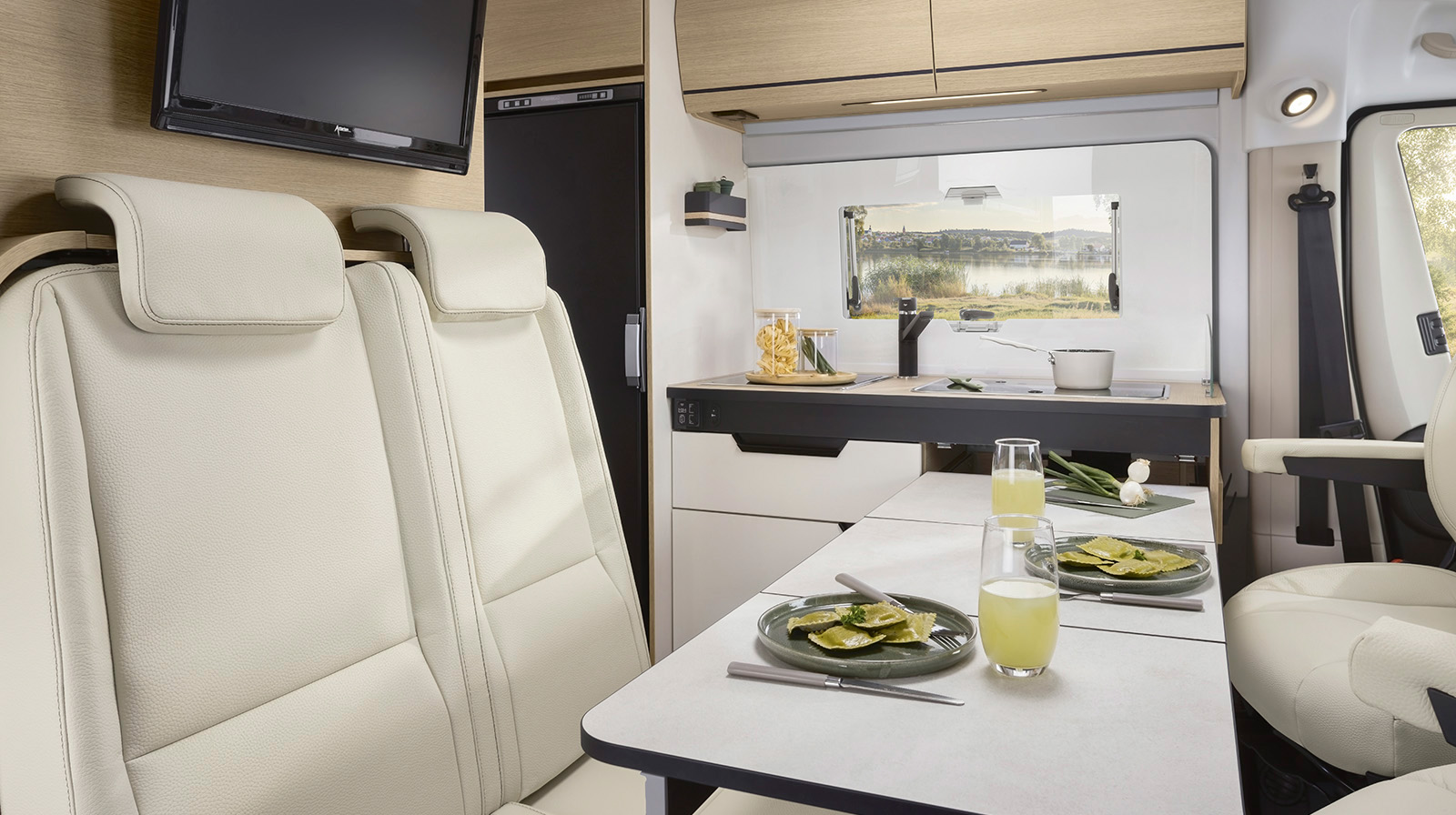 Interior photos RAPIDO Camper V64