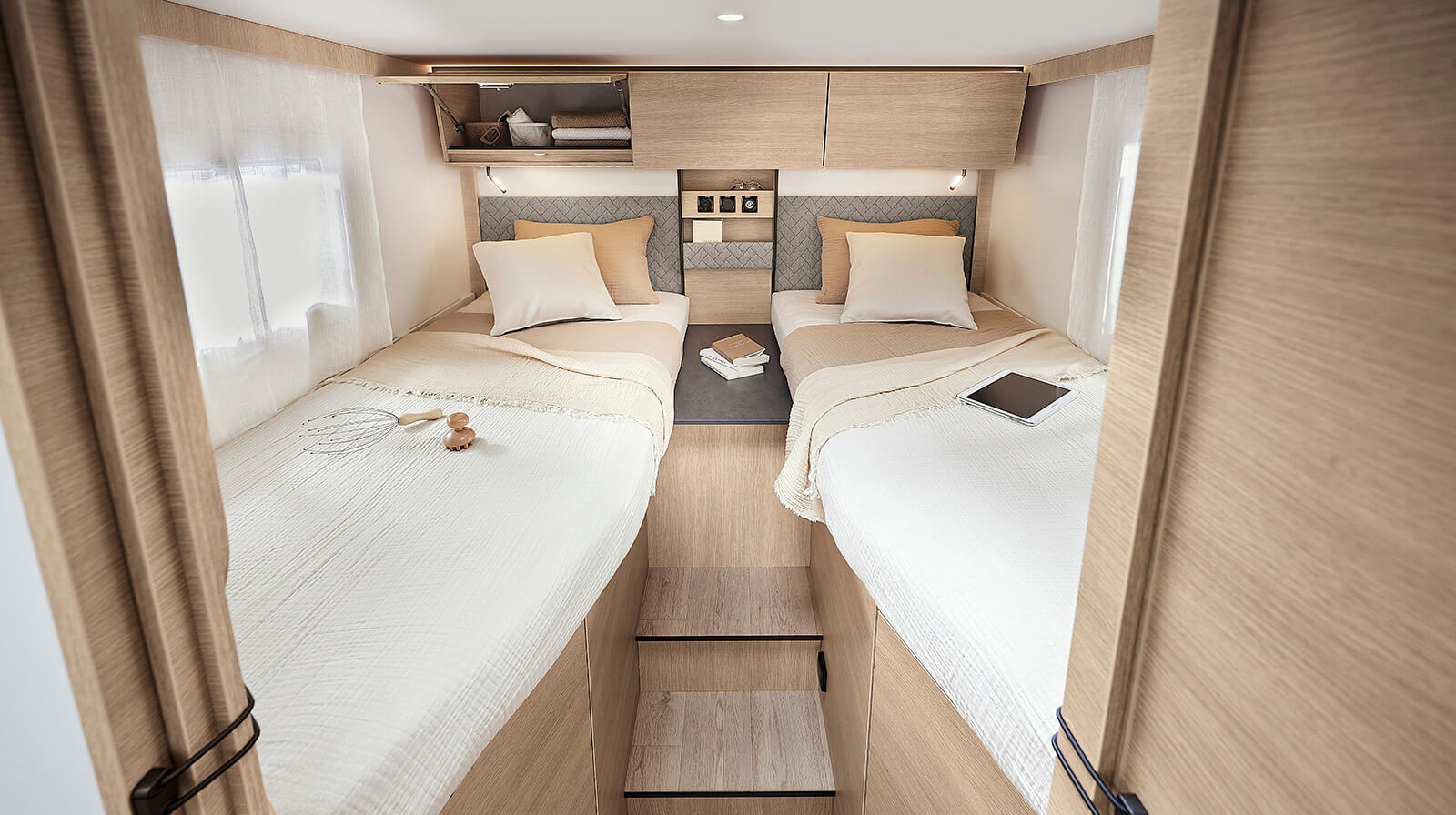 Interior photos RAPIDO Camper C66