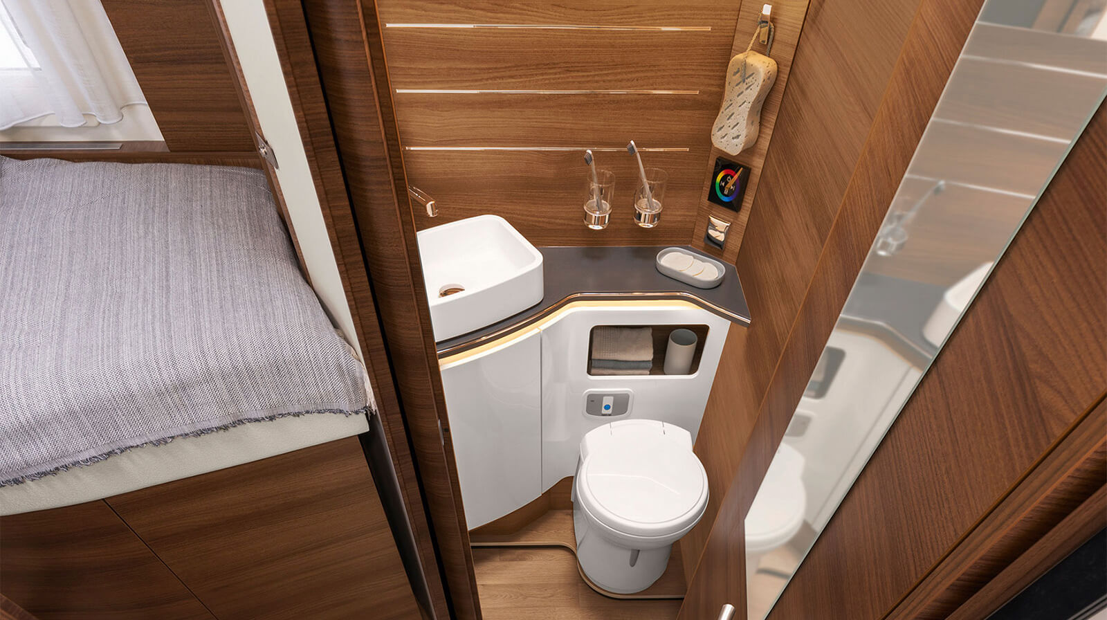 Interior photos RAPIDO Camper i66M TRUMA