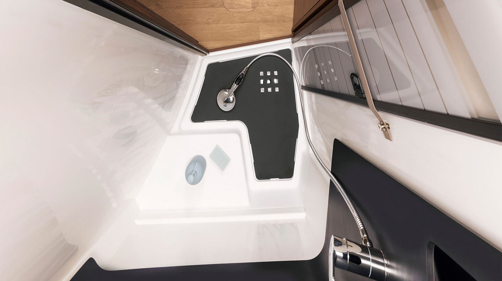 Interior photos RAPIDO Camper i66M TRUMA