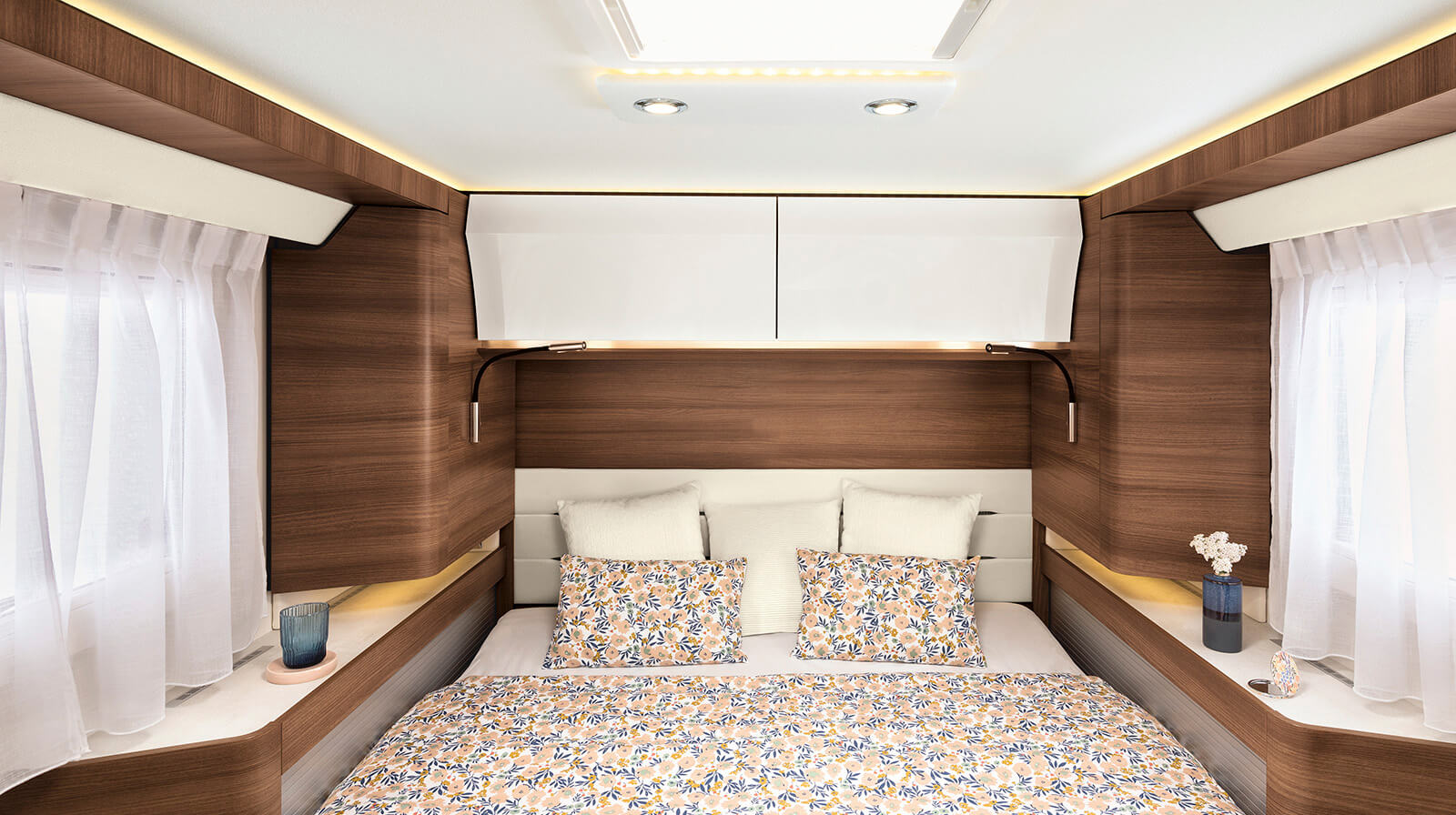 Interior photos RAPIDO Camper i96M